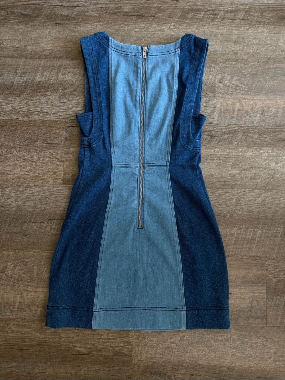 Anthropologie Pilcro The Kendall Sleeveless Denim Mini Dress Size 4 Boho Western - Picture 3 of 8